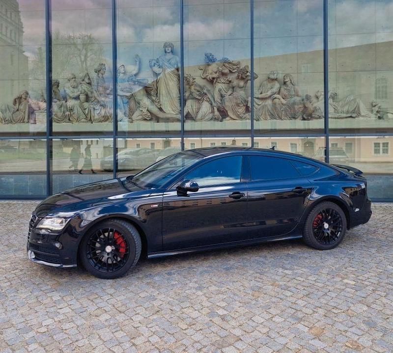 Schwarz Gebraucht 2011 Audi A7 S-Line Kleinwagen | 20.949 € (Etwas zu teuer) - Bild 1/4
