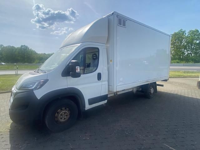 Weiß Gebraucht 2019 Peugeot Boxer Van | 19.623 € - Bild 1/4