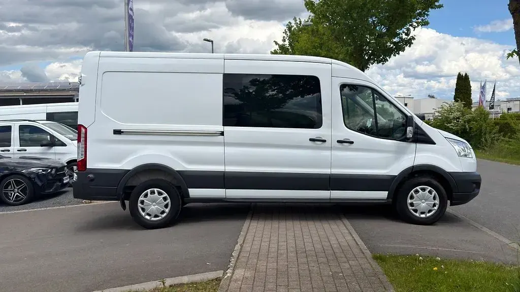 Używany Ford Transit Trend 131 KM (96 kW) 2019 Biały Minivan