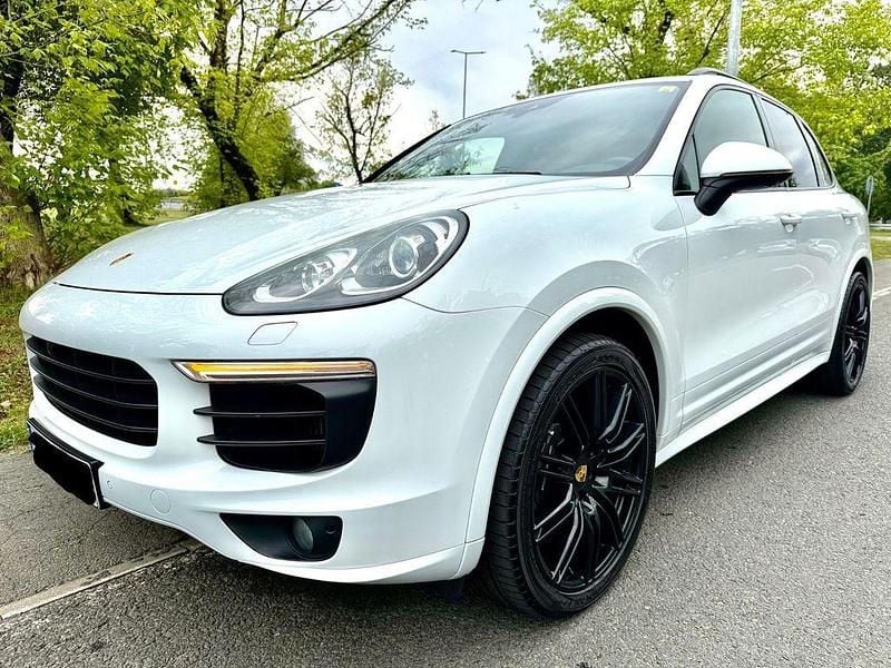 Weiß Gebraucht 2016 Porsche Cayenne Platinum Edition SUV | 33.759 € (Teuer) - Bild 1/4