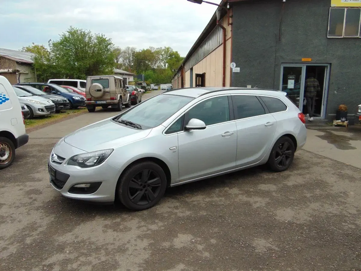 Second-hand Opel Astra Energy 136 CP (100 kW) 2014 Argintiu Break
