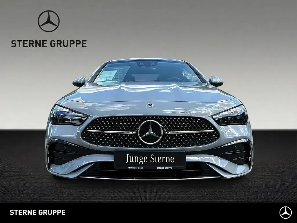 Gebraucht Mercedes CLE200 AMG 204 PS (150 kW) 2024 Manufaktur lack manufaktur alp Coupé