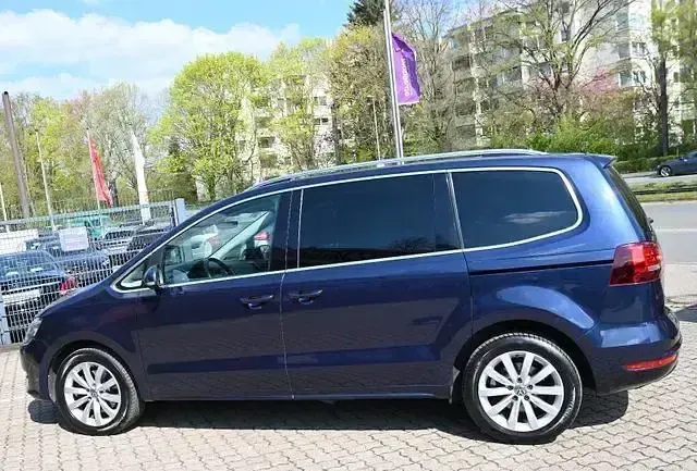 Gebraucht VW Sharan Highline 150 PS (110 kW) 2017 Blau Van / Kleinbus