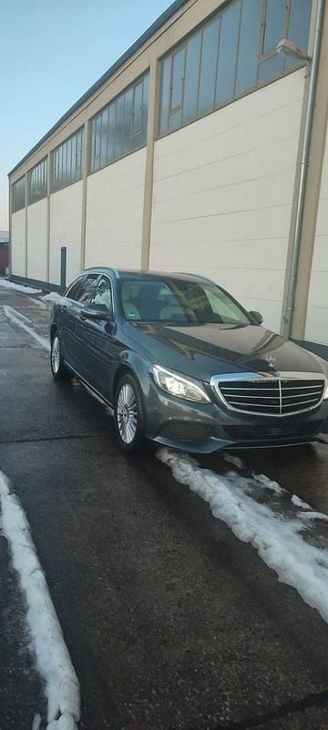 Grau Gebraucht 2015 Mercedes C200 Exclusive Kombi | 14.500 € (Fairer Preis) - Bild 1/4