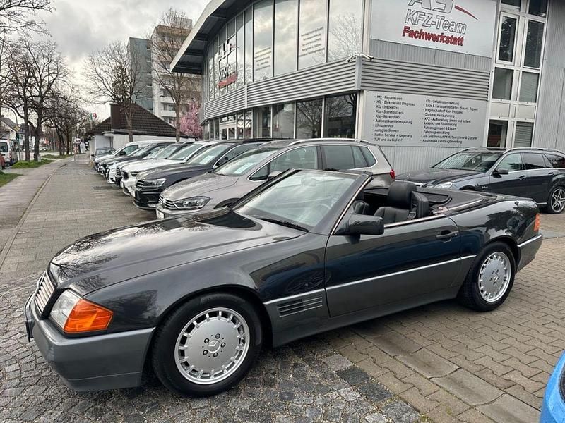 Gebraucht Mercedes SL300 190 PS (139 kW) 1991 Schwarz Cabrio