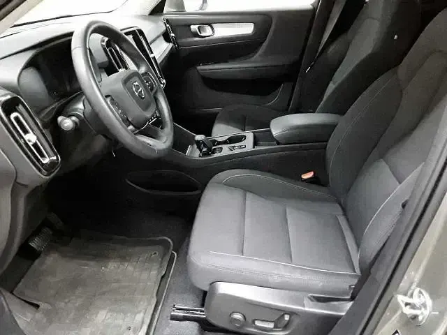 Gebraucht Volvo XC40 Inscription 135 PS (99 kW) 2022 Grau metallic SUV