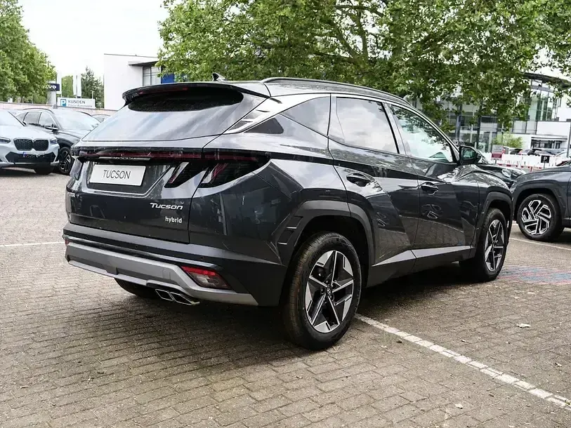 Neu Hyundai Tucson Trend 239 PS (175 kW) 2026 Grau SUV