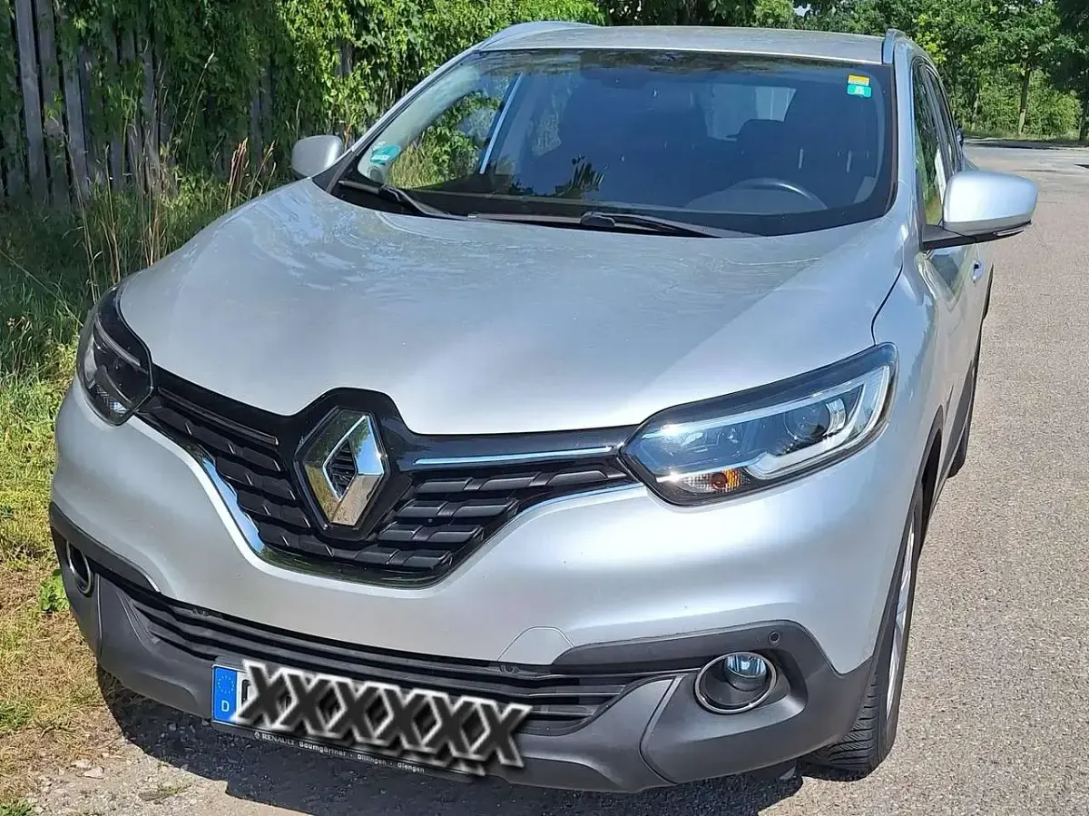Gebraucht Renault Kadjar Experience 131 PS (96 kW) 2017 Silber SUV