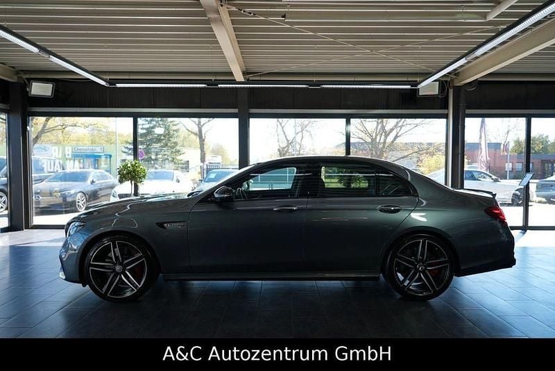 Gebraucht Mercedes E63S AMG AMG 612 PS (450 kW) 2019 Grau Limousine