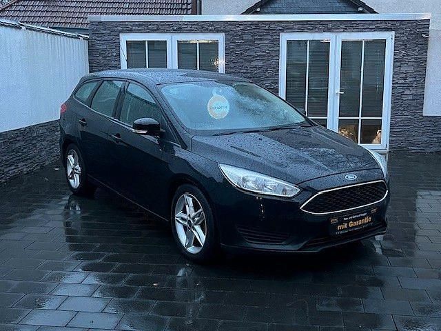 Gebraucht Ford Focus Ambiente 101 PS (74 kW) 2016 Schwarz Kombi