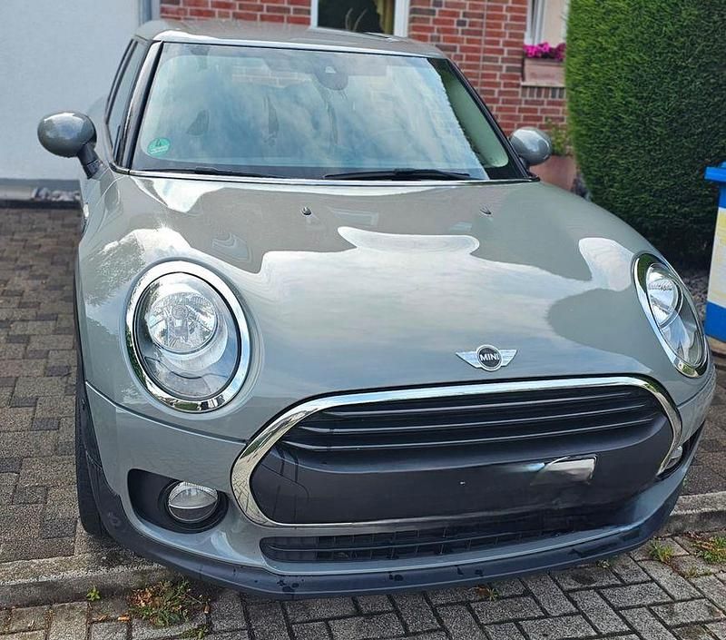 Grau Gebraucht 2017 Mini One D Clubman Kombi | 12.500 € (Fairer Preis) - Bild 1/4