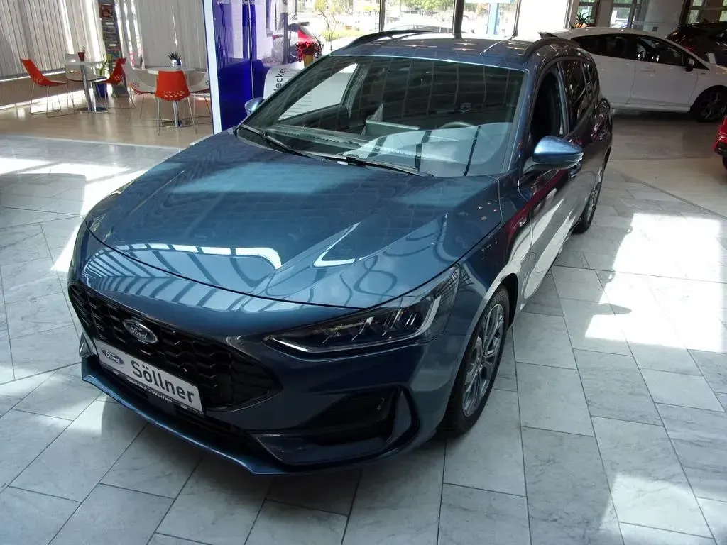 Gebraucht Ford Focus ST-Line X 125 PS (91 kW) 2024 Blau Limousine