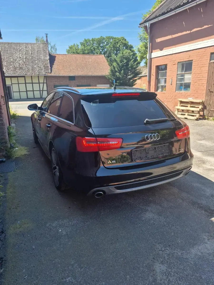 Gebraucht Audi A6 313 PS (230 kW) 2012 Schwarz Kombi