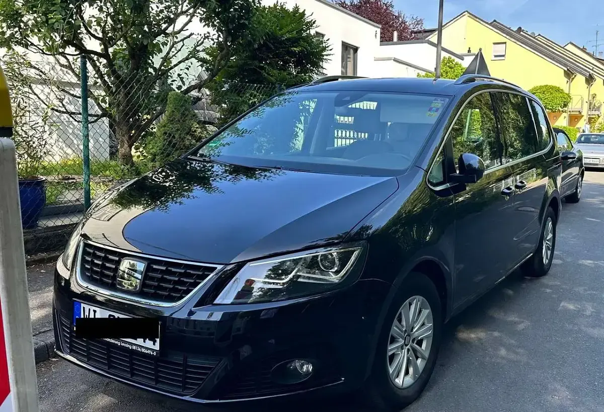Gebraucht Seat Alhambra 4Drive 177 PS (130 kW) 2020 Schwarz Van / Kleinbus