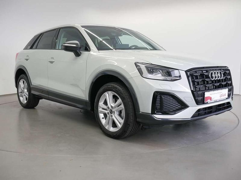 Używany Audi Q2 Advanced 116 KM (85 kW) 2025 Srebrny SUV