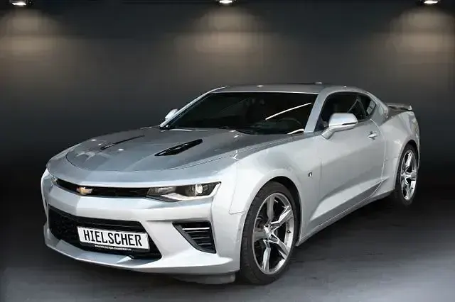 Second-hand Chevrolet Camaro 453 CP (333 kW) 2017 Argintiu Coupe