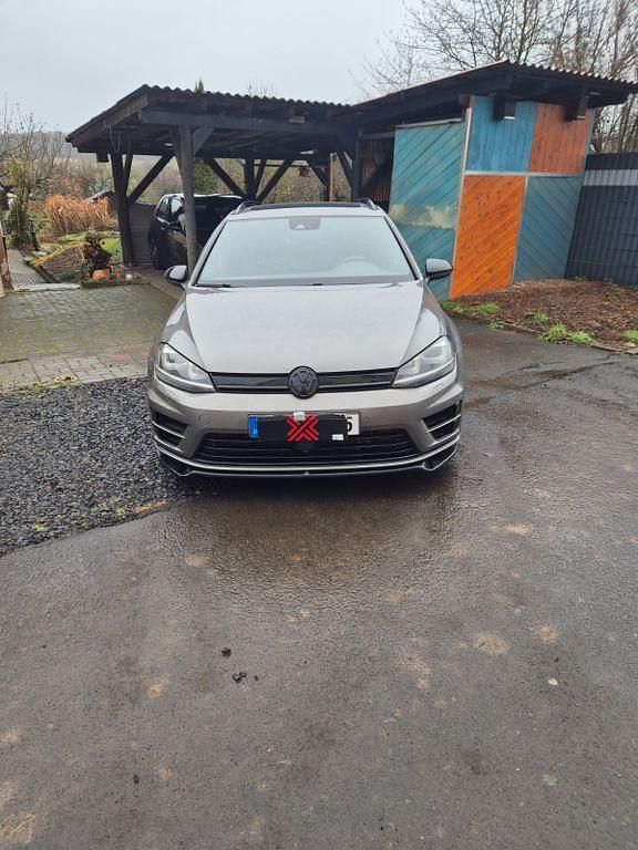 Grau Gebraucht 2015 VW Golf VII R Kombi | 15.000 € (Fairer Preis) - Bild 1/4