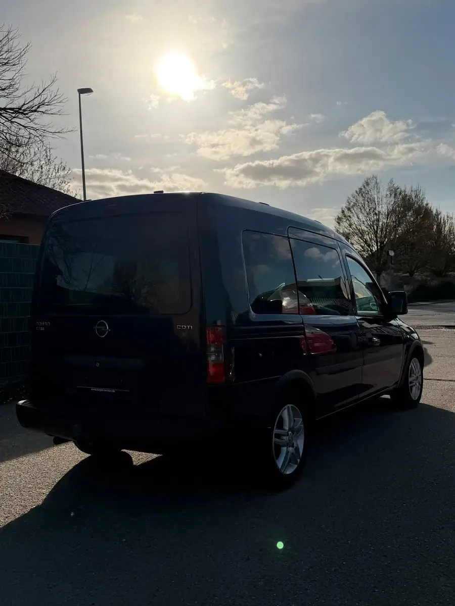 Gebraucht Opel Combo 75 PS (55 kW) 2011 Van / Kleinbus