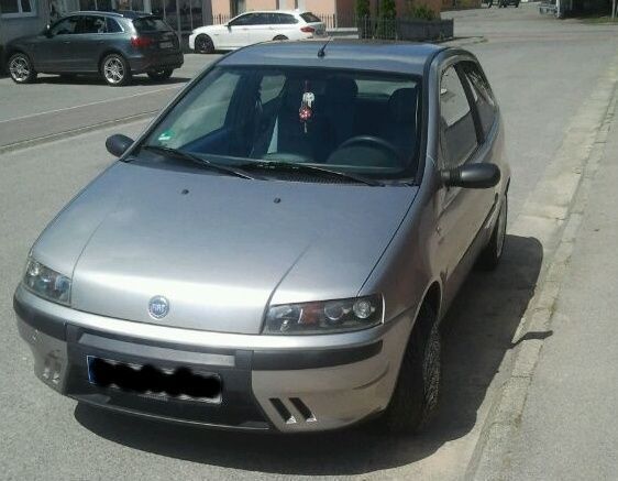Gebraucht Fiat Punto 60 PS (44 kW) 2001 Silber metallic Kleinwagen