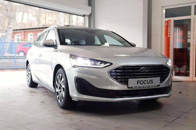 Gebraucht Ford Focus Titanium 116 PS (85 kW) 2025 Polarsilber metallic Kombi