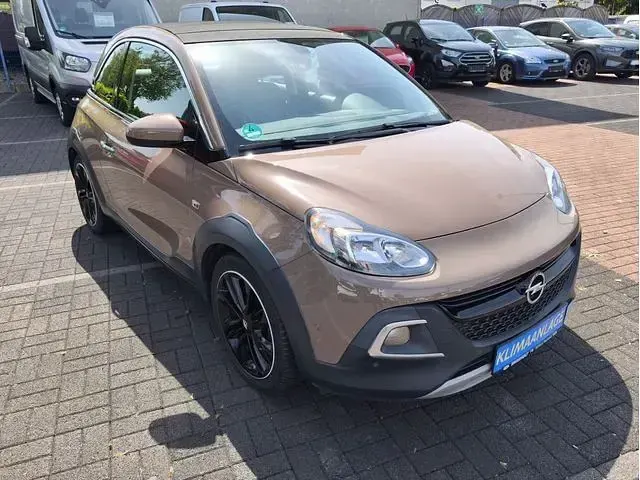 Occasion Opel Adam Rocks 101 ch (74 kW) 2015 Marron Citadine