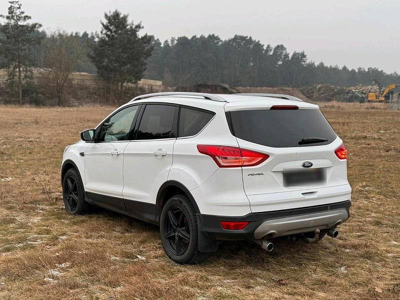 Gebraucht Ford Kuga 2013 Weiß SUV