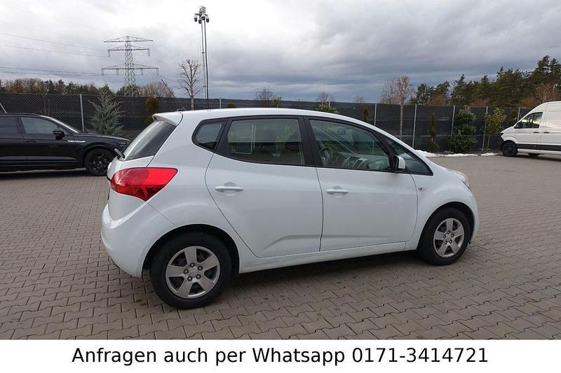 Gebraucht Kia Venga Edition 7 90 PS (66 kW) 2018 Carraraweiß Kleinwagen