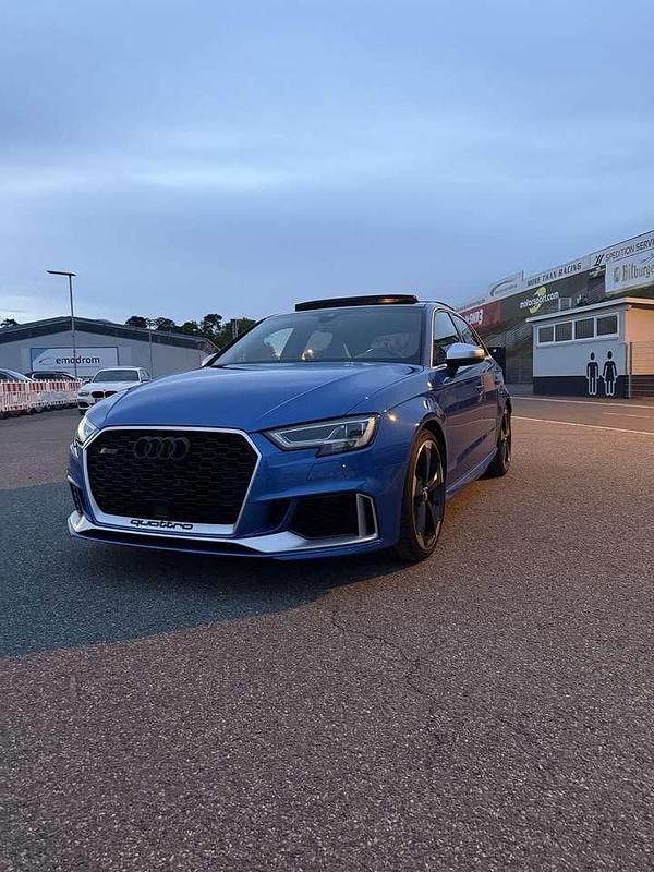 Gebraucht Audi RS3 Performance 400 PS (294 kW) 2019 Limousine