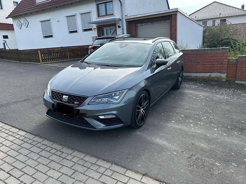 Gebraucht Seat Leon ST 4Drive 300 PS (220 kW) 2018 Grau Kombi