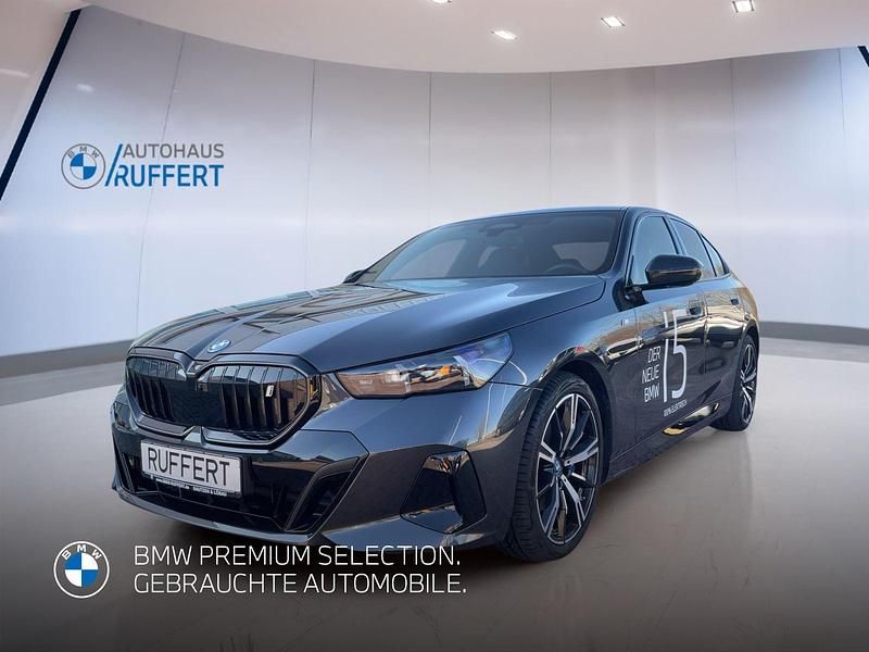 Grau Gebraucht 2024 BMW i5 M Sport Limousine | 69.475 € (Teuer) - Bild 1/4
