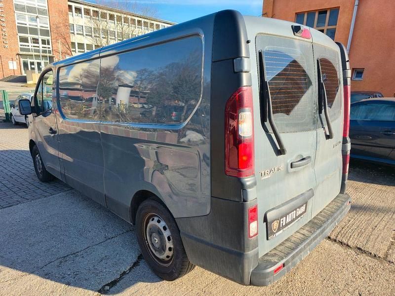 Gebraucht Renault Trafic Komfort 170 PS (125 kW) 2021 Van / Kleinbus