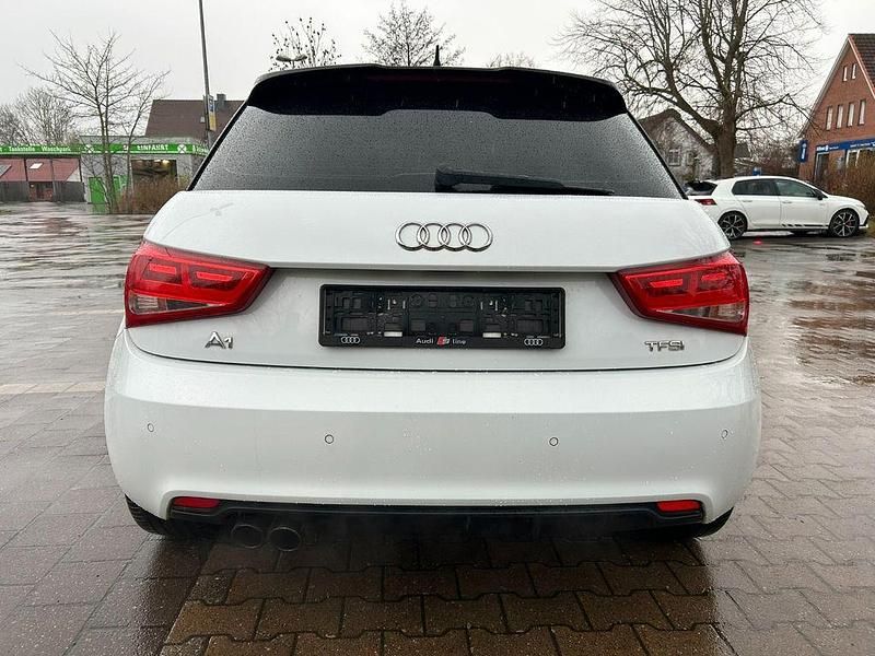 Gebraucht Audi A1 Sportback Advanced 185 PS (136 kW) 2014 Weiß Kleinwagen