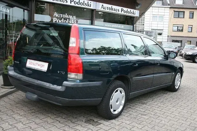 Gebraucht Volvo V70 Comfort 140 PS (102 kW) 2001 Grün Kombi