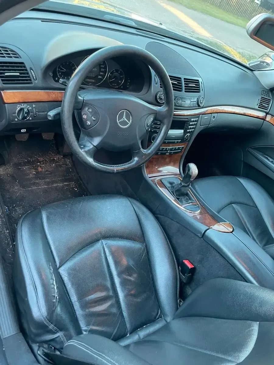 Usado Mercedes E220 150 CV (110 kW) 2004 Familiar