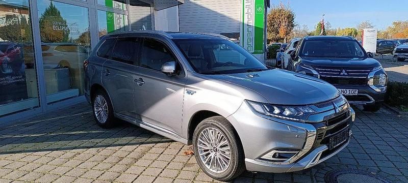 Gebraucht Mitsubishi Outlander P-HEV Spirit 224 PS (164 kW) 2020 Grau SUV