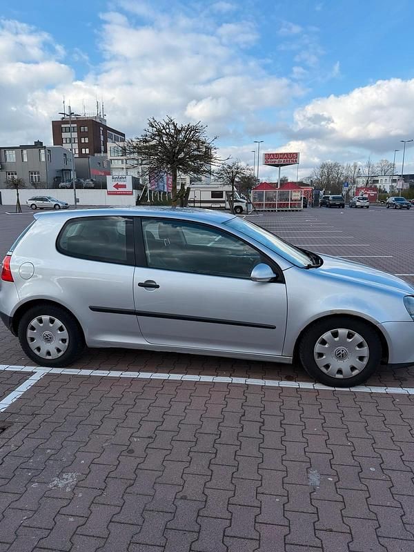 Gebraucht VW Golf IV 75 PS (55 kW) 2004 Limousine