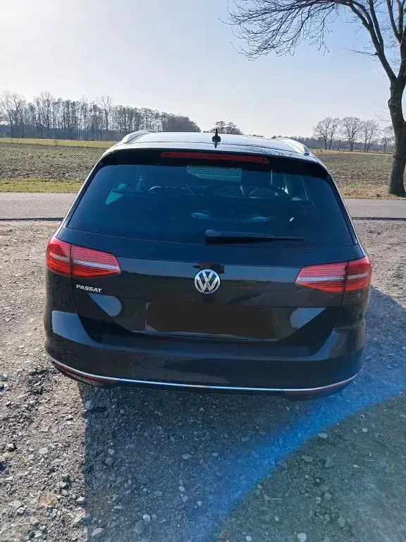 Usata VW Passat Highline 150 CV (110 kW) 2018 Nero Station wagon
