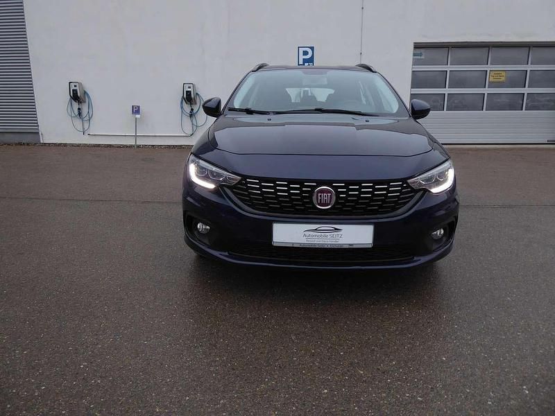 Gebraucht Fiat Tipo Lounge 120 PS (88 kW) 2017 Vr717/a Kombi