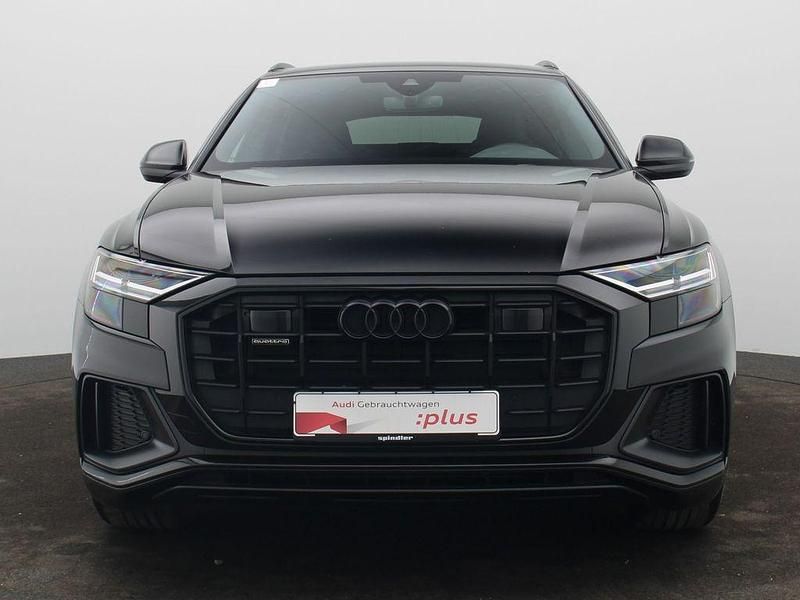Gebraucht Audi Q8 Ambiente 286 PS (210 kW) 2022 Mythosschwarz metallic SUV