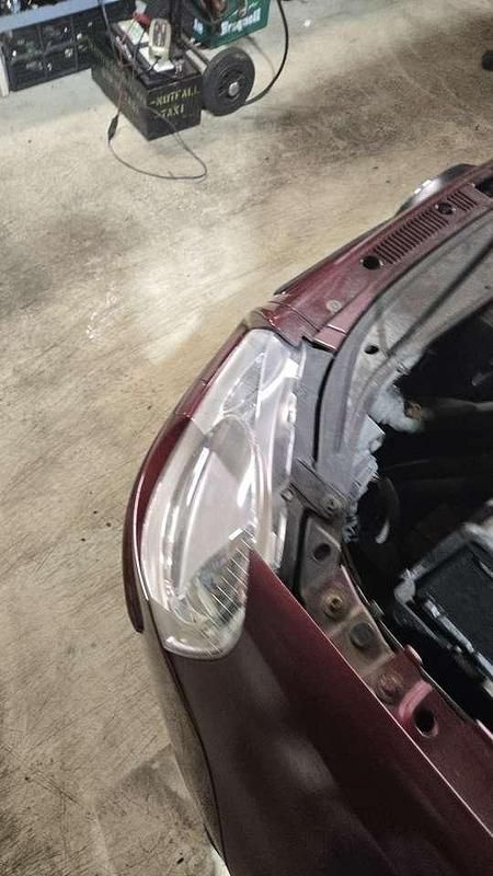 Gebraucht VW Polo United 80 PS (58 kW) 2008 Rot Limousine