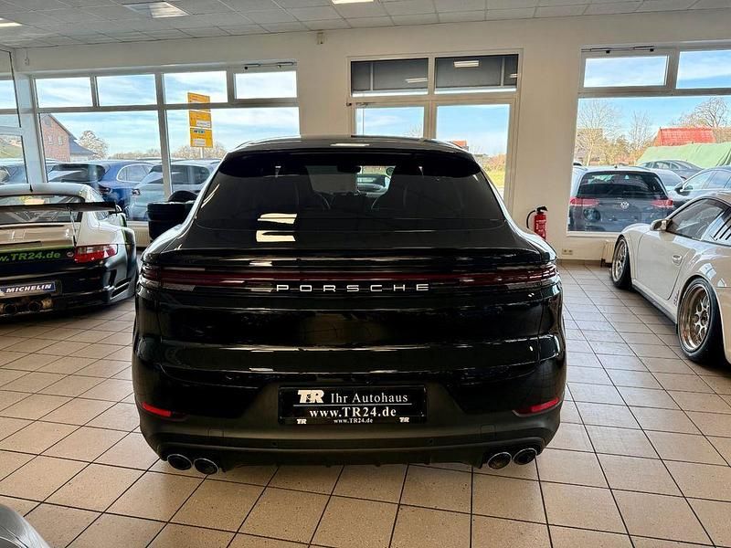 Gebraucht Porsche Cayenne Coupe 305 PS (224 kW) 2025 Chromitschwarzmetallic Coupé