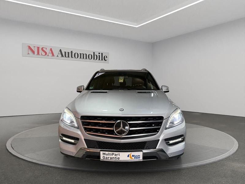 Gebraucht Mercedes ML350 258 PS (189 kW) 2012 Silber SUV