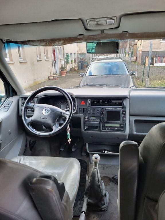 Gebraucht VW T4 151 PS (111 kW) 2000 Grün Van