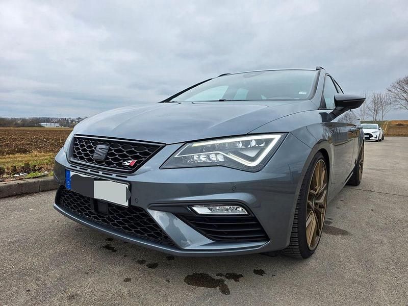 Gebraucht Seat Leon ST 4Drive 300 PS (220 kW) 2017 Grau Kombi
