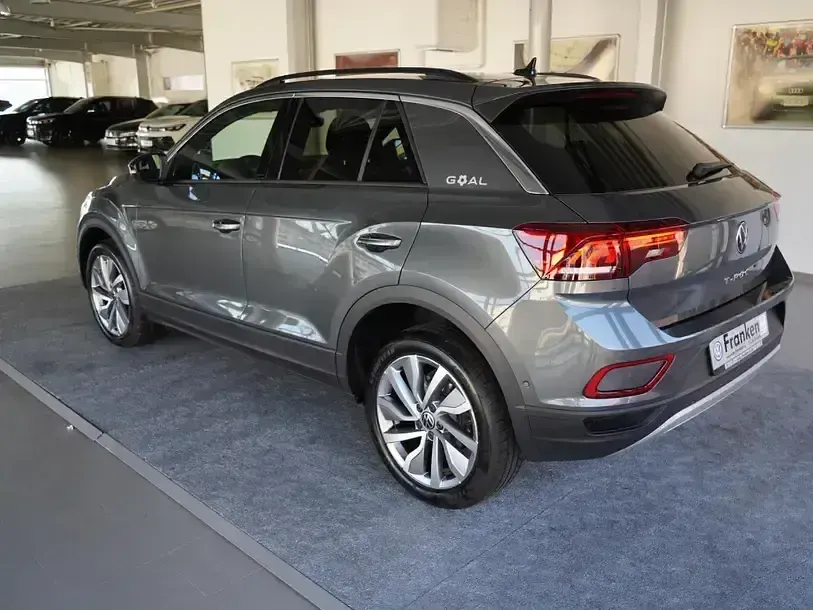 Usata VW T-Roc Life 150 CV (110 kW) 2025 Grigio SUV