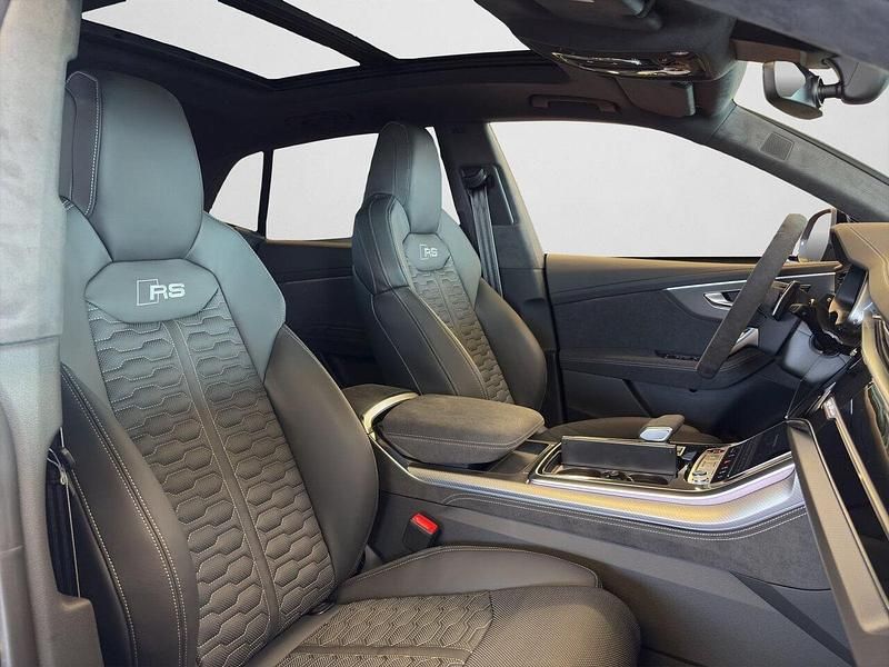 Gebraucht Audi RS Q8 Advanced Plus 600 PS (441 kW) 2026 Waitomoblau metallic (metallic) SUV