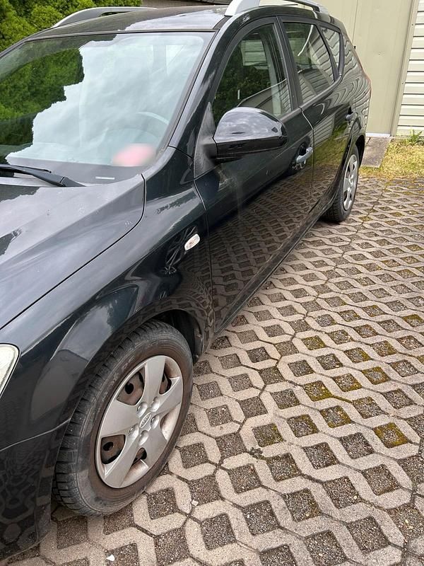 Gebraucht Kia Ceed 93 PS (68 kW) 2008 Schwarz Kleinwagen