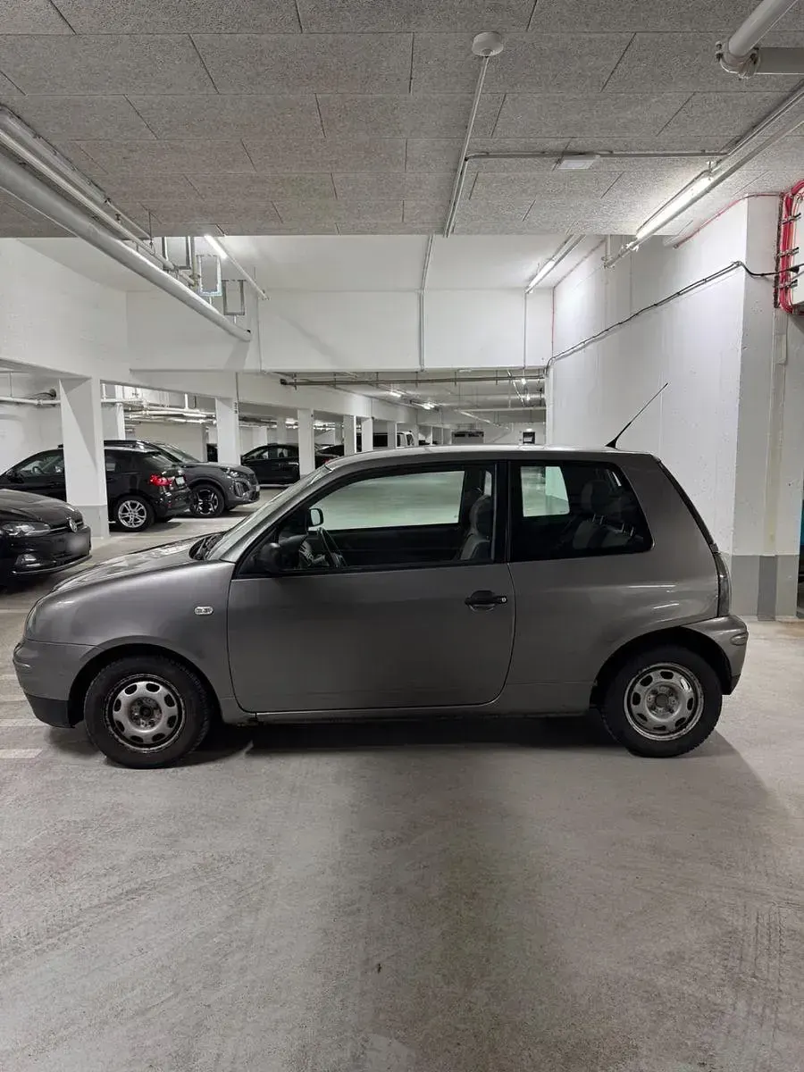 Gebraucht Seat Arosa Prima 50 PS (36 kW) 2004 Silber Kleinwagen