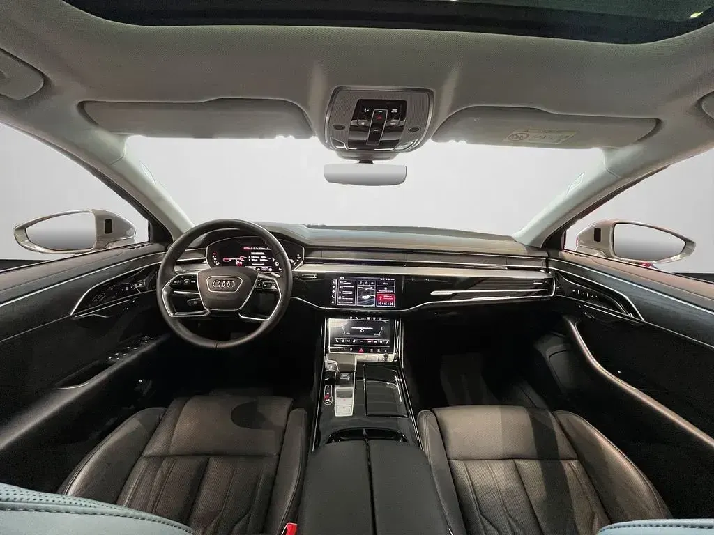 Gebraucht Audi A8 Ambiente 286 PS (210 kW) 2024 Chronosgrau metallic (metallic) Limousine