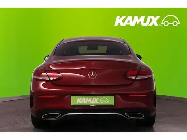 Gebraucht Mercedes C300 AMG line 258 PS (189 kW) 2018 Rot Coupé
